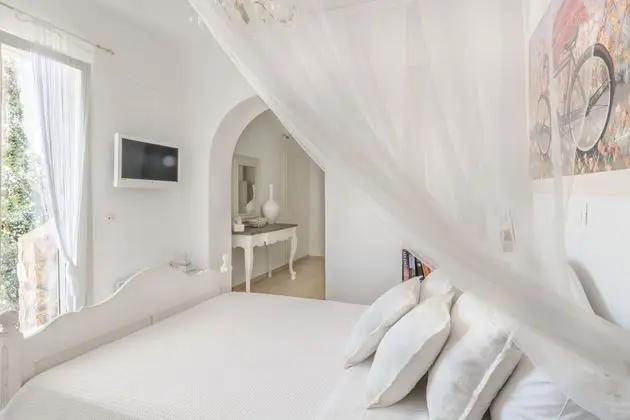 Michaela Residence - Oda