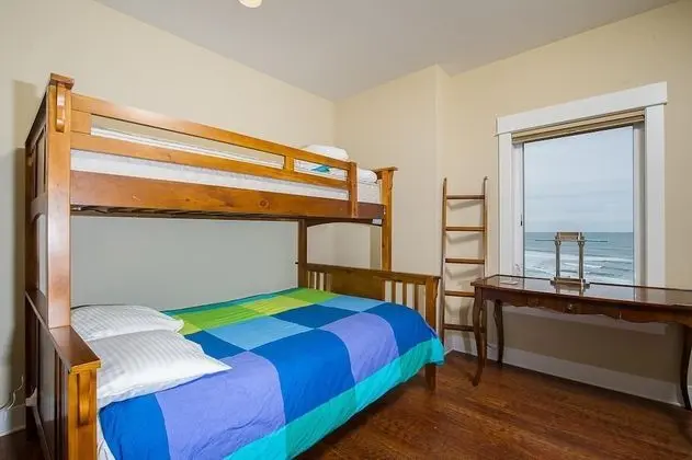 Michael's Beach Place @ Shoreline Ridge - Oda
