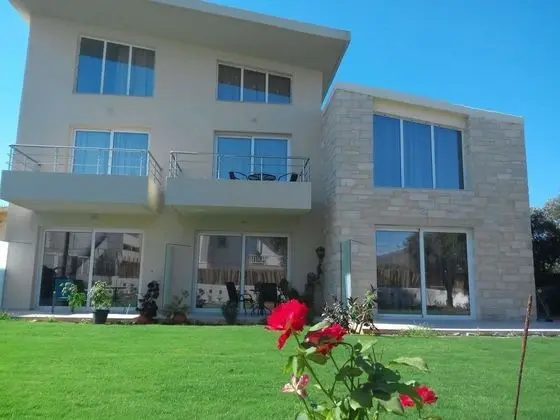 Michalianna suites