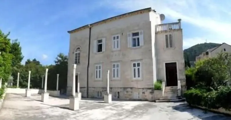 Villa Micika