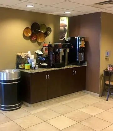 Microtel Inn And Suites Minot - Yerinde Yemek