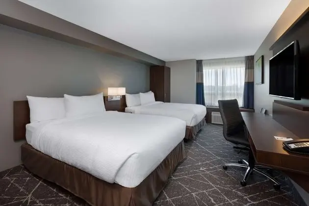 MICROTEL INN AND SUITES PORTAGE LA PRAIRIE
