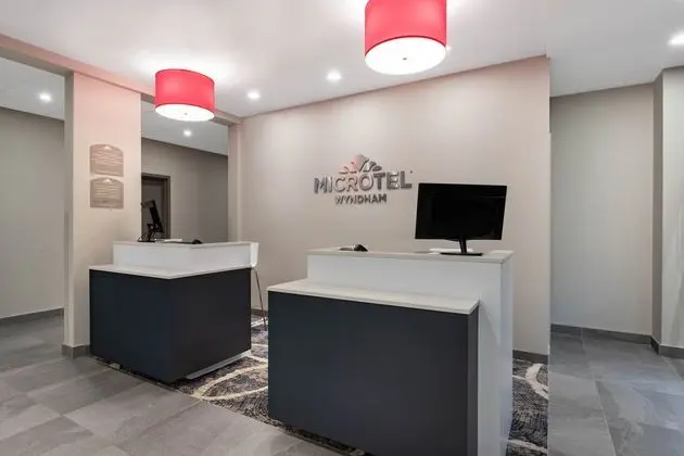 MICROTEL INN AND SUITES PORTAGE LA PRAIRIE