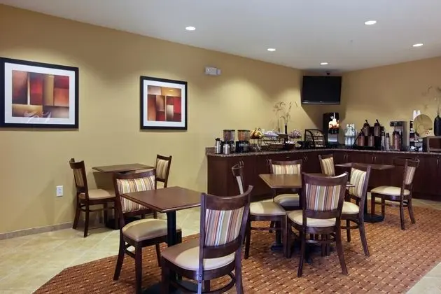 MICROTEL INN & SUITES BY WYNDHAM ANDERSON/CLEMSON - Yeme / İçme