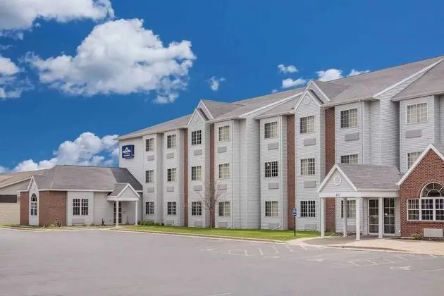 MICROTEL INN & SUITES BY WYNDHAM APPLETON