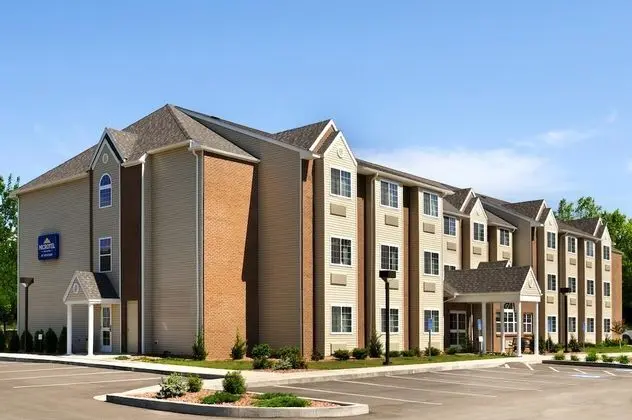 MICROTEL INN & SUITES BY WYNDHAM BATH