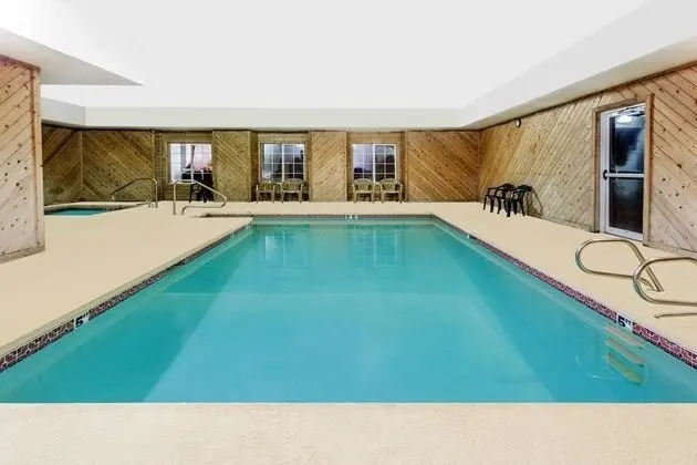 MICROTEL INN & SUITES BY WYNDHAM BRUSH