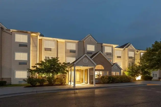 Microtel Inn & Suites by Wyndham BWI Airport Balt - Dış Mekan