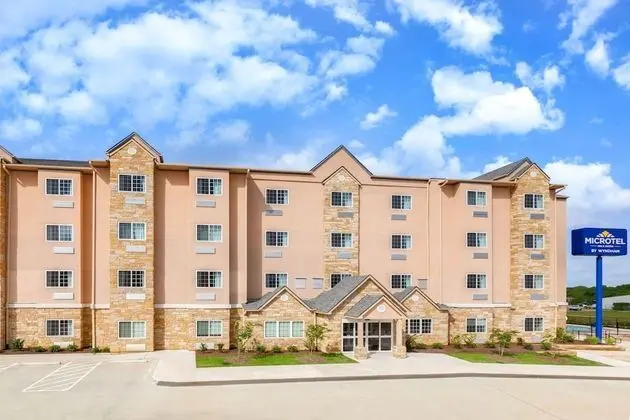 Microtel Inn & Suites by Wyndham College Station - Dış Mekan