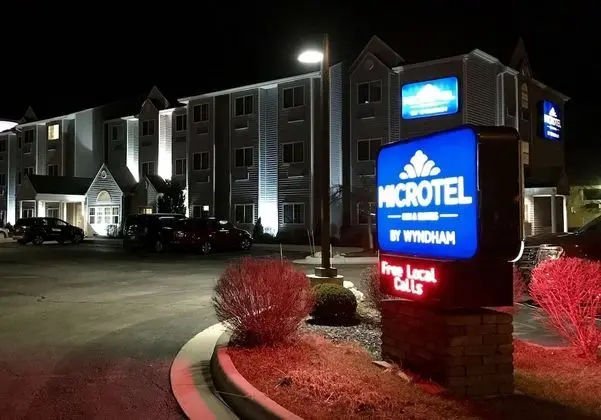 Microtel Inn & Suites by Wyndham Elkhart - Dış Mekan
