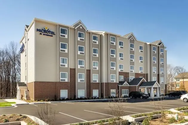 Microtel Inn & Suites by Wyndham Gambrills - 1