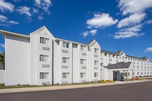 MICROTEL INN & SUITES BY WYNDHAM HOLLAND