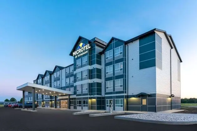 Microtel Inn & Suites by Wyndham Kanata Ottawa West - Dış Mekan