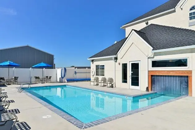MICROTEL INN & SUITES BY WYNDHAM KLAMATH FALLS