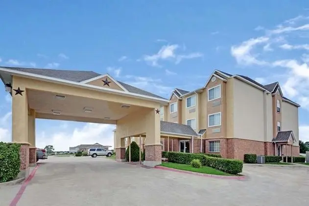 MICROTEL INN & SUITES BY WYNDHAM MESQUITE/DALLAS 