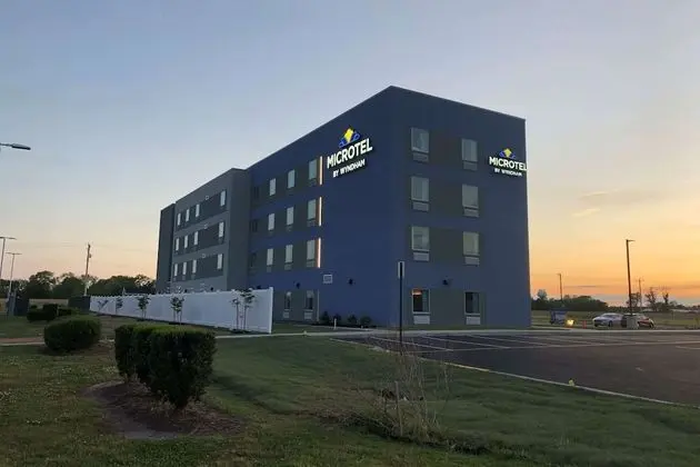 Microtel Inn & Suites by Wyndham Milford - Dış Mekan