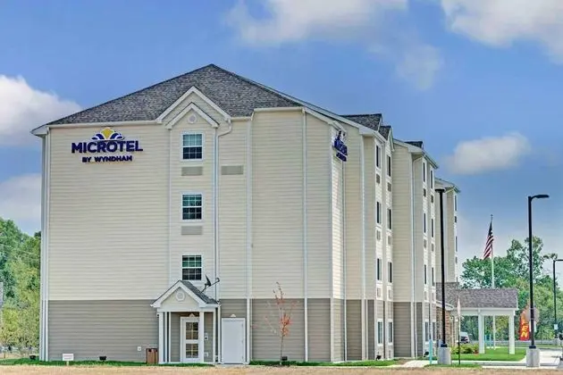 MICROTEL INN & SUITES BY WYNDHAM PHILADELPHIA AIR