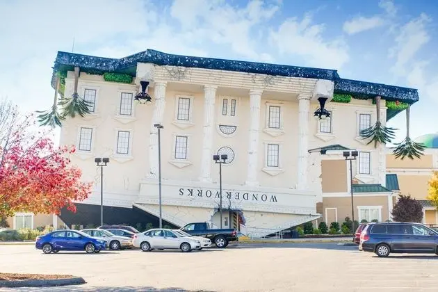 MICROTEL INN & SUITES BY WYNDHAM PIGEON FORGE