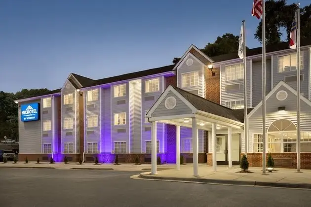 Microtel Inn & Suites by Wyndham Raleigh - Dış Mekan