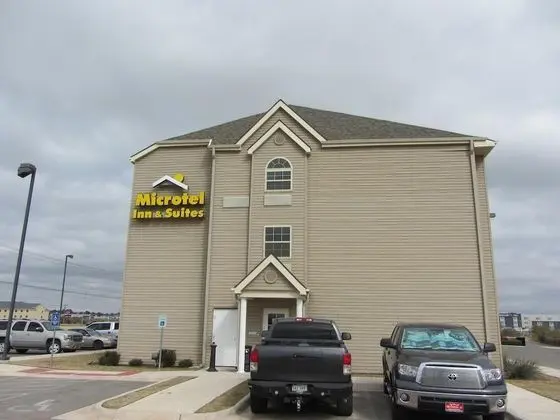 MICROTEL INN & SUITES BY WYNDHAM SAN ANGELO