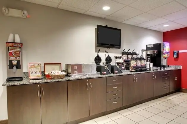 MICROTEL INN & SUITES BY WYNDHAM TUSCALOOSA NEAR 