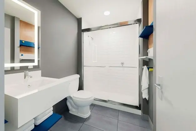Microtel Inn & Suites by Wyndham Winchester - Banyo Tipleri