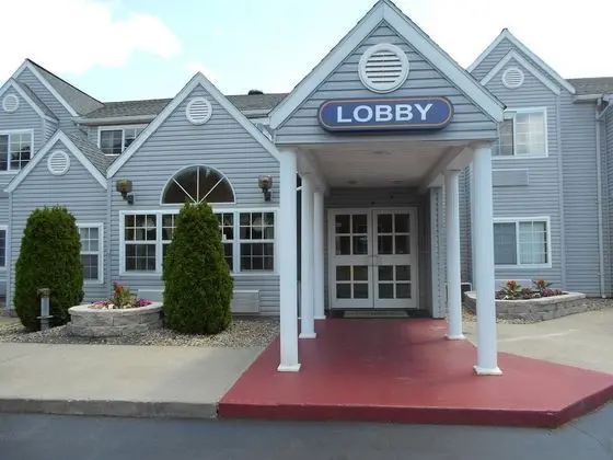 MICROTEL INN BY WYNDHAM ALBANY AIRPORT