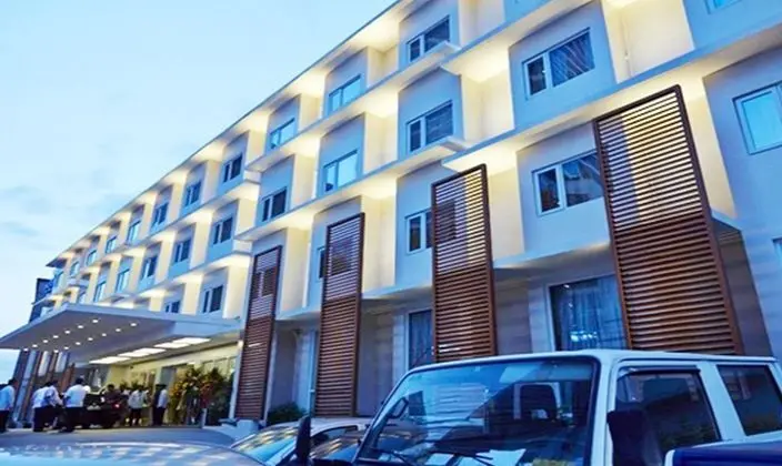 Microtel By Wyndham Acropolis