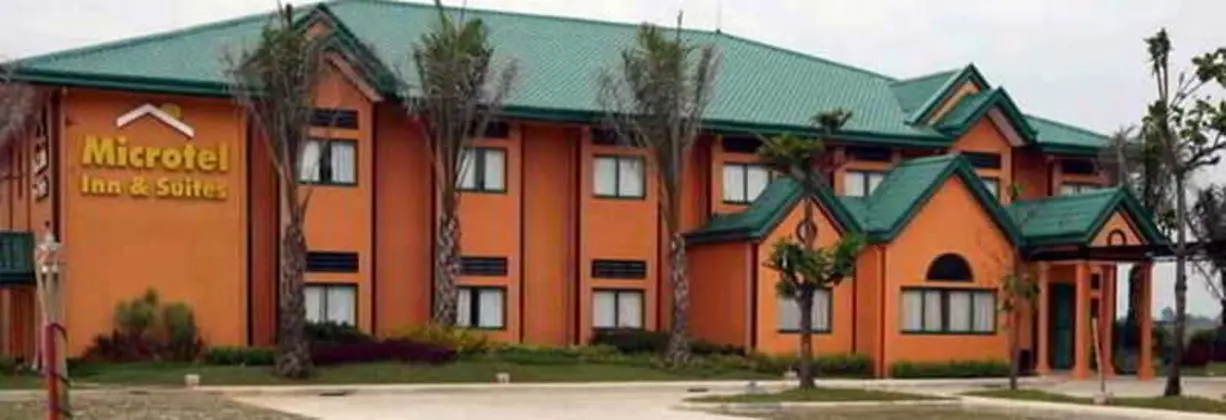 Microtel by Wyndham Cabanatuan - 1