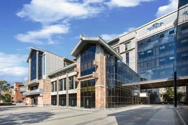 Microtel by Wyndham Lijiang