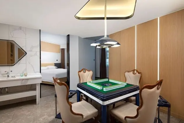Microtel by Wyndham Miluo Downtown Hotel - Oda