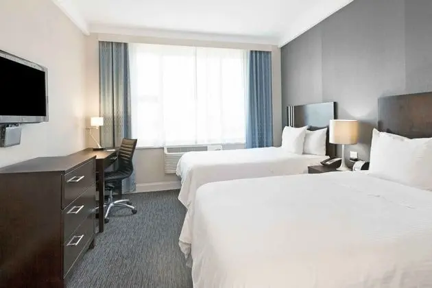 Microtel by Wyndham New York City LIC