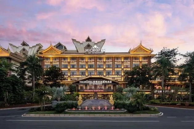 Microtel By Wyndham Xishuangbanna City Center