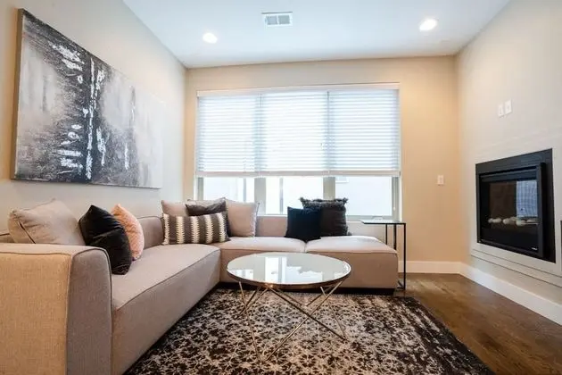 Mid Mod Manor A Sophisticated Townhouse Golden Triangle