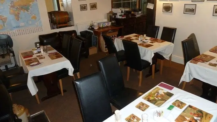 Mid Wales Inn - İç Mekan