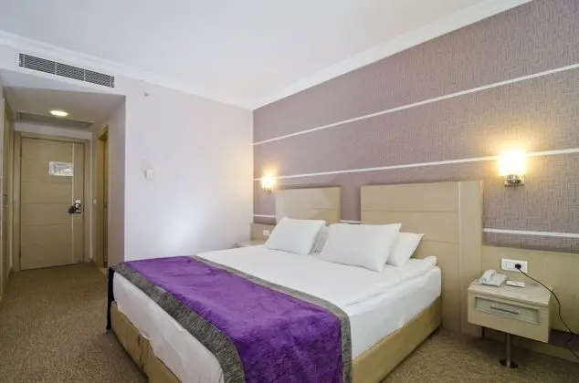 Midas Hotel - Oda Manzaraları