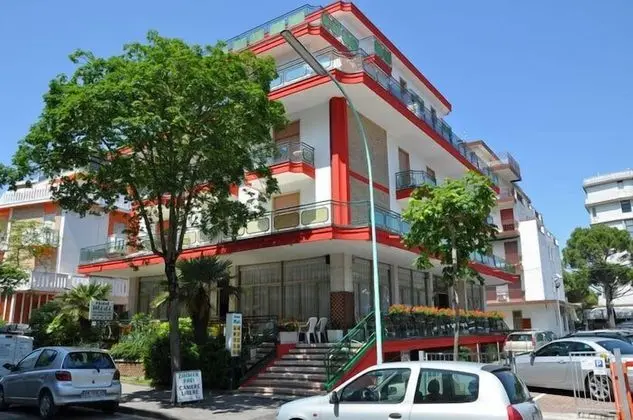 Hotel Midi