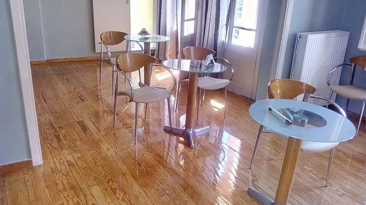 Midia Suites - Lobi