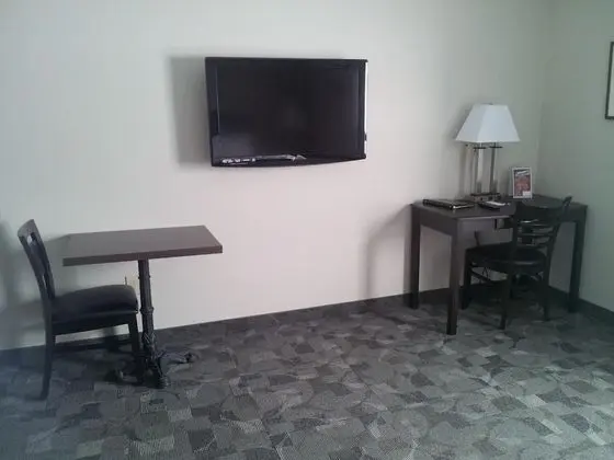 Midland Inn & Suites - Oda