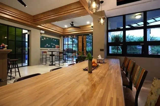 Midori Hostel