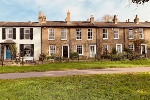 The Midsummer Common - Modern Spacious 2bdr House With Garden