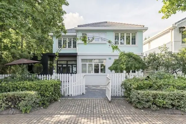 Villa of Midsummer Night - 5 BRs