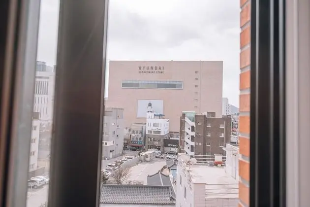 Midtown Hostel