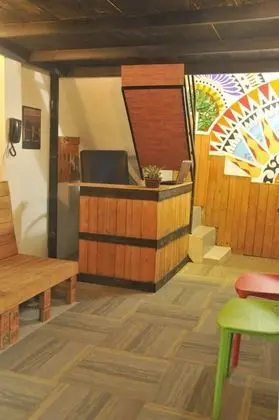 The MIDTOWN Hostel