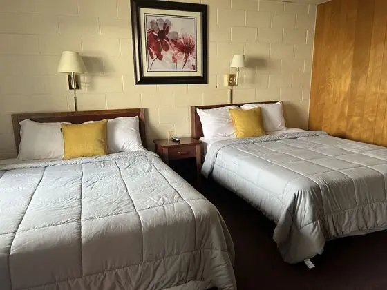 Midtown Inn & Suites