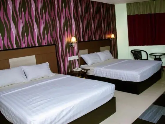 MIDTOWN VILLA HOTEL - Oda