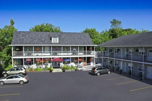 Midtown Motel & Suites