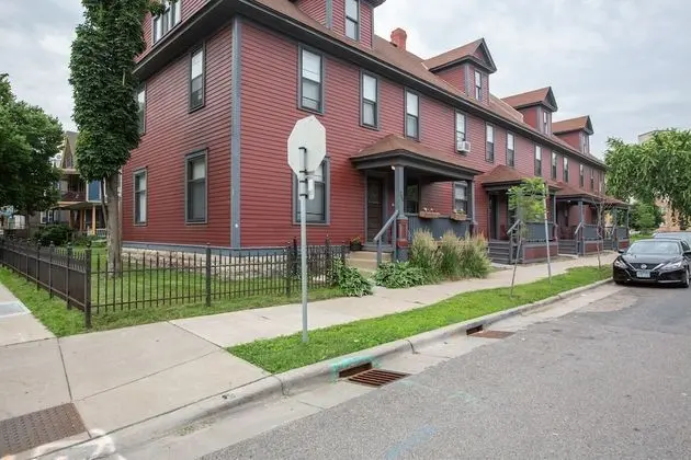 Midtown Manor