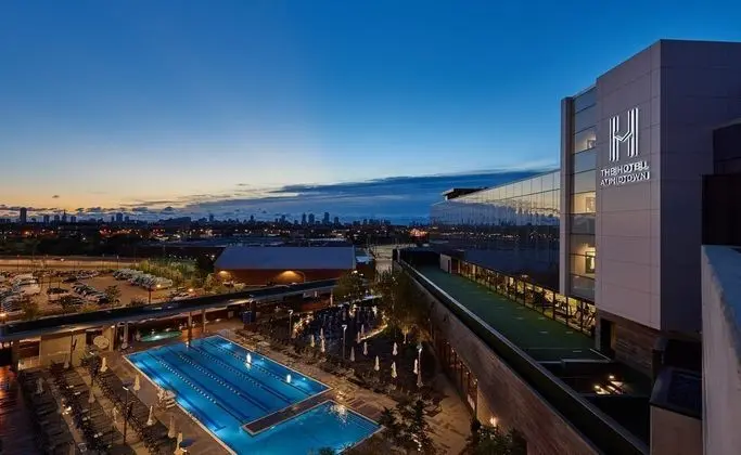 THE HOTEL AT MIDTOWN
