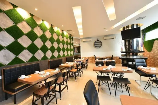 Midtown Xpress Balikpapan - Yerinde Yemek